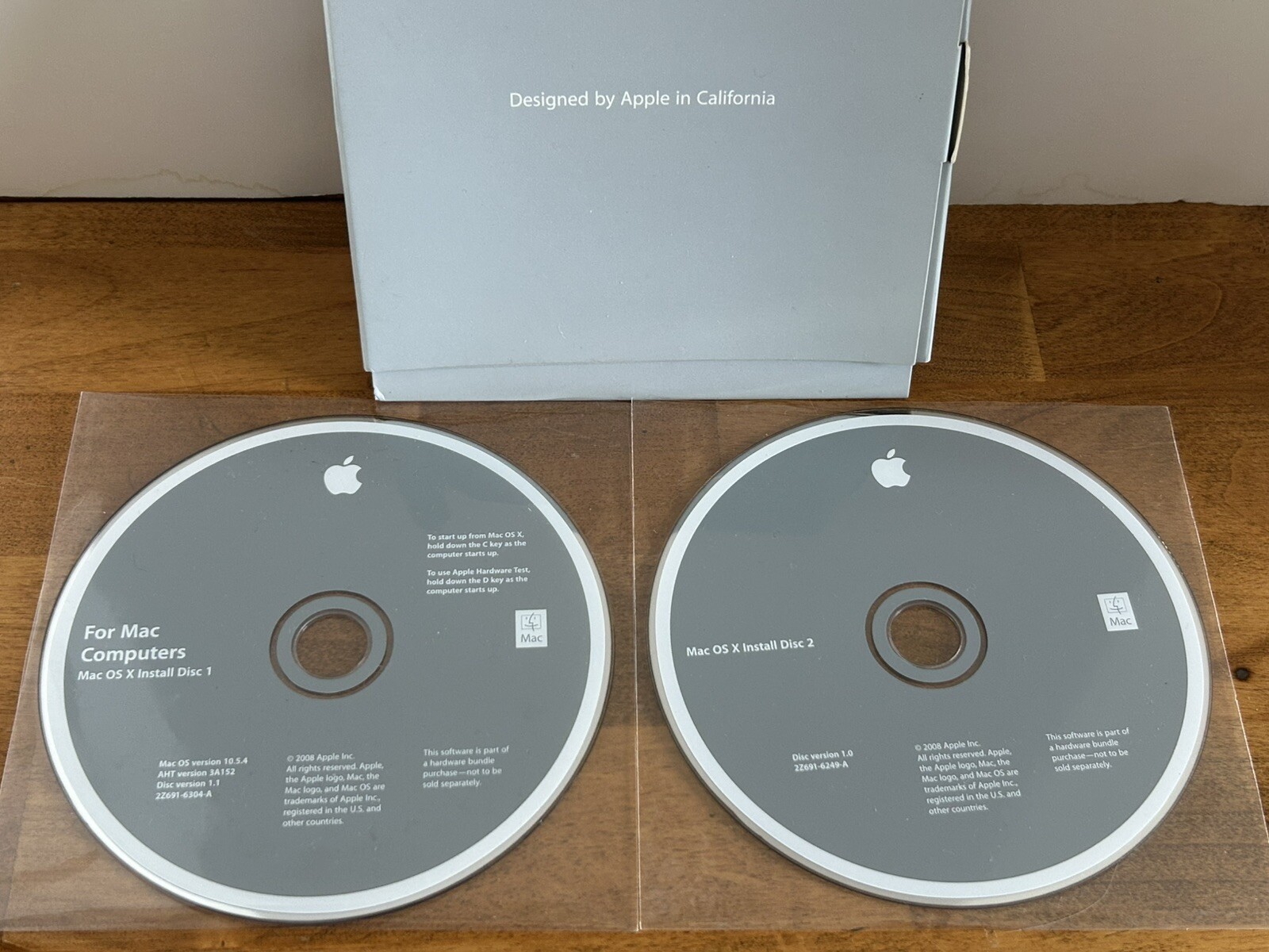 Mac Computers OS X Install Disc 1 & 2 Version 10.5.4 2008 Model 3A152 No Manuals