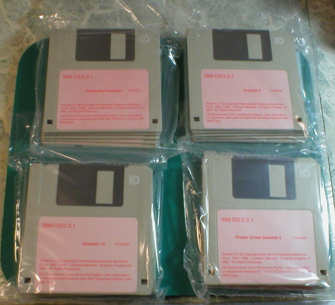 IBM OS/2 Version 2.1 –3.5” Floppy Disks–Open Box–Disks Still Sealed +2 OS/2 Mags