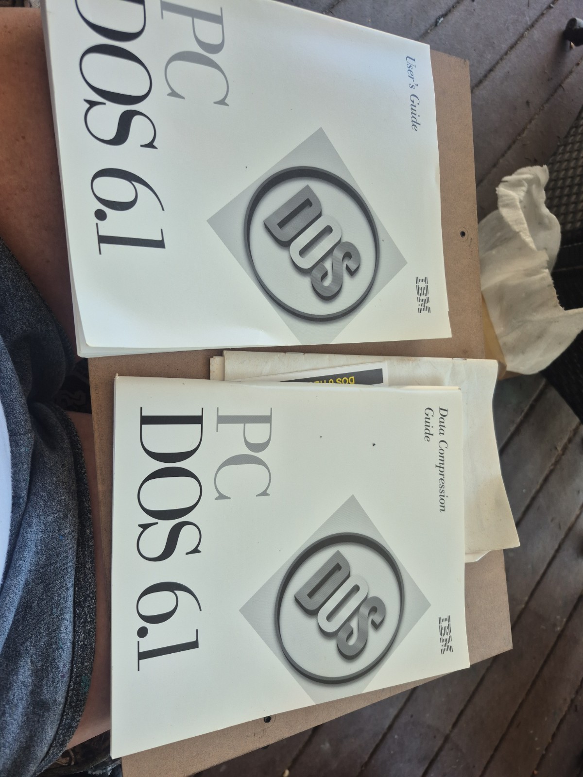vintage IBM PC DOS 6.1 users guide manual And Data Compression guide