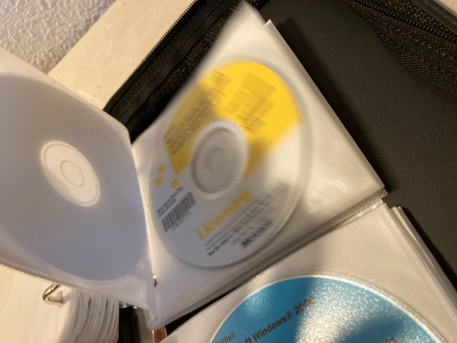 Microsoft Technet Plus CD Subscription Binder Discs – 2000-2001