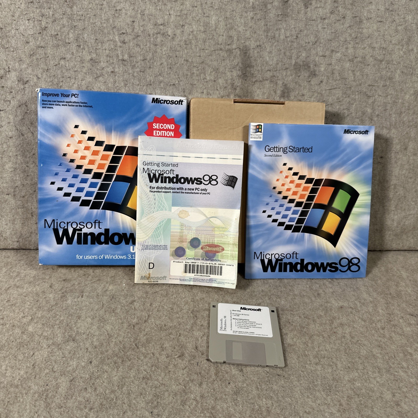 Vintage Microsoft Windows 98 Floppy Boot Disc (Parts/Repair)