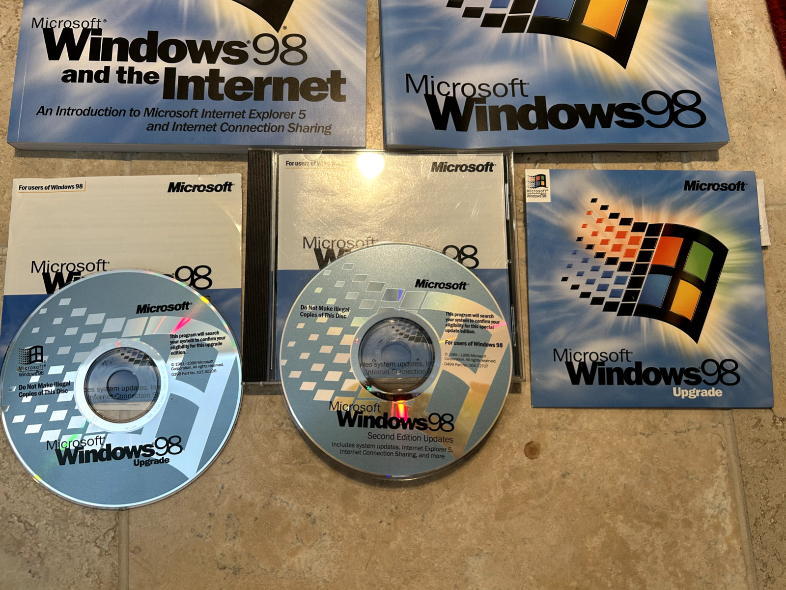 Microsoft Windows 98 Upgrade & 2nd Ed Updated & Windows 98 manual Bonus Bundle