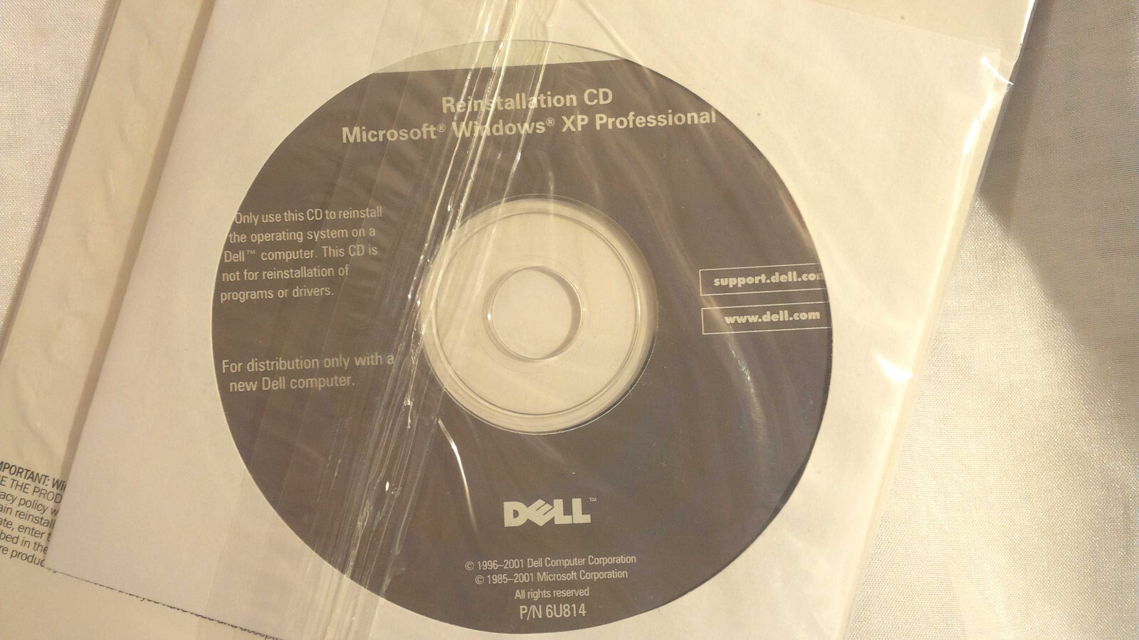 14 NEW Dell XP Professional Reinstallation CD 6U814 – SEALED!
