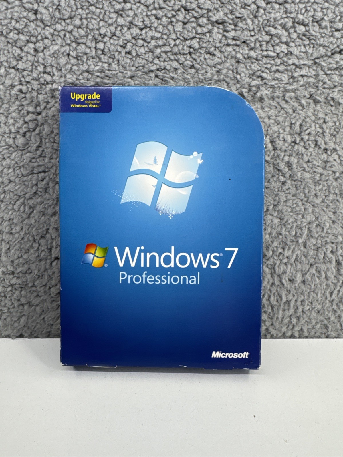 Microsoft Windows 7 Professional Upgrade 32 Bit and 64 Bit DVD MS WIN PRO=RETAIL