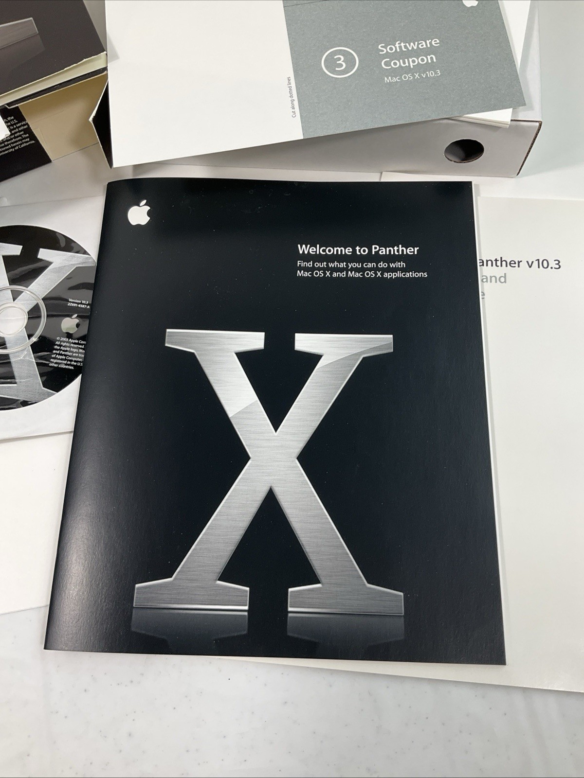 APPLE MAC OS X PANTHER VERSION 10.3 DISC IN BOX WITH MANUAL M9227LL/A
