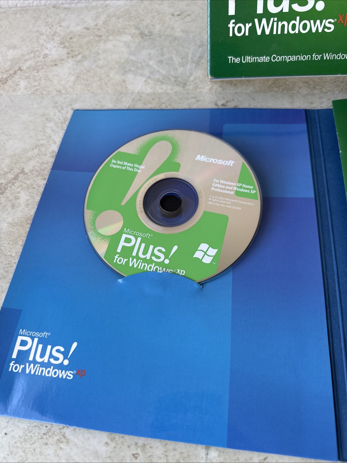 Microsoft Plus! for Windows XP Set With CD & Manual [COMPLETE]
