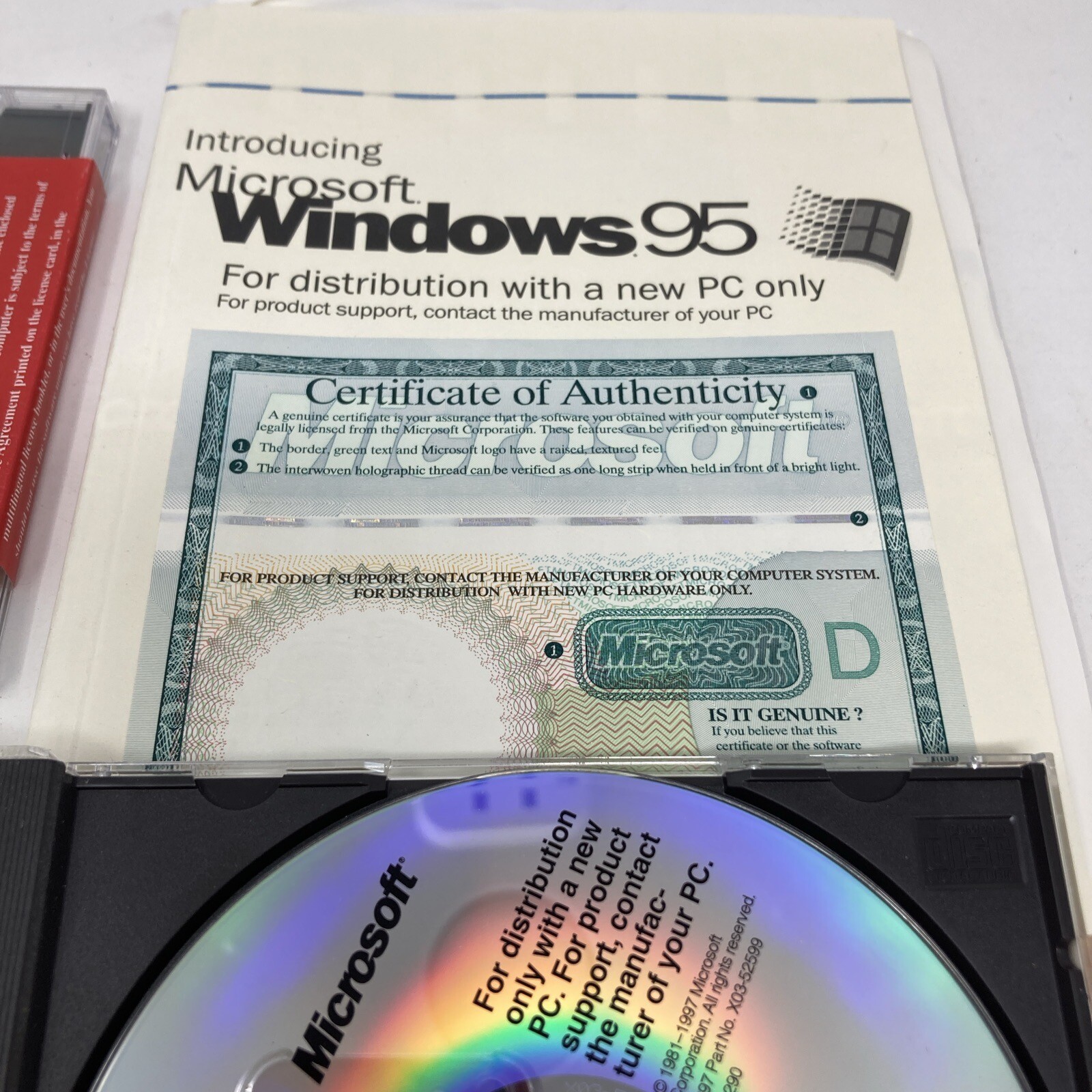 No Key for Parts Microsoft Windows 95 CD & Certificate & Start Here Tutorial