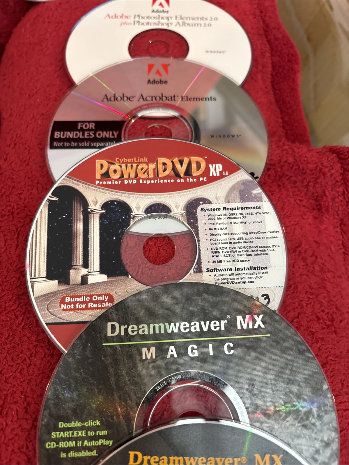 Lot Of 20 Vintage Microsoft Software CDs Office Flight Simulator Works XP Trips