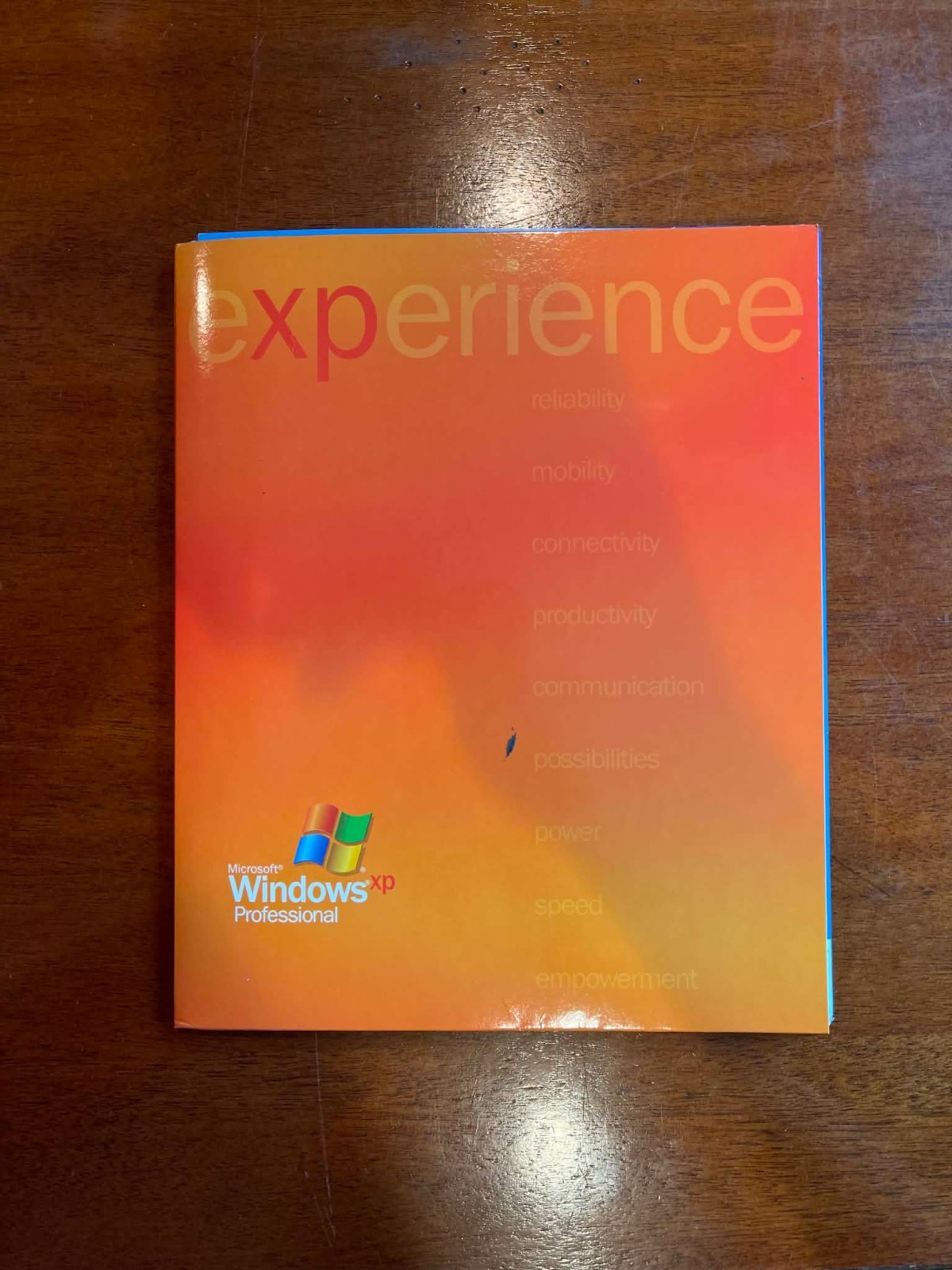 Microsoft Windows XP Professional Upgrade Version 2002 SP2 CIB w/ Product Keys