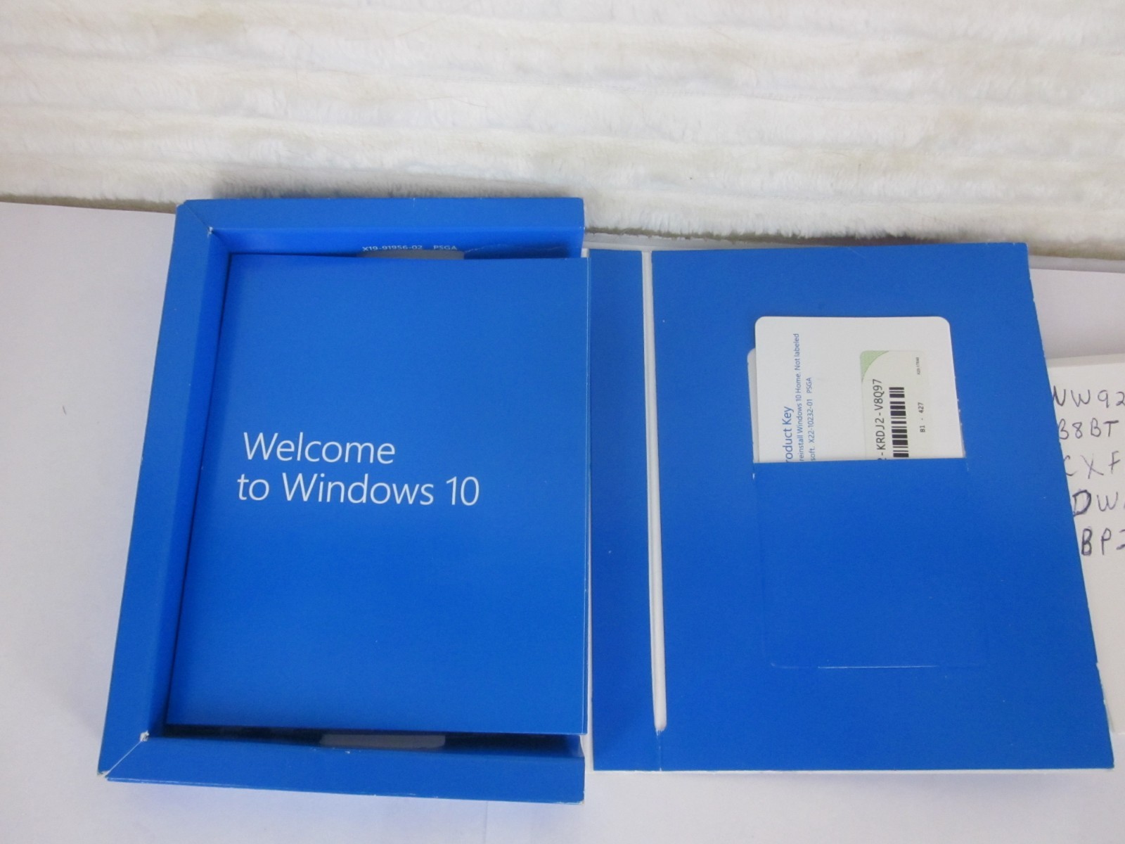 Lot (2) Windows 10 Home 64 BIT Online Product Key + USB Flash Drive With Key