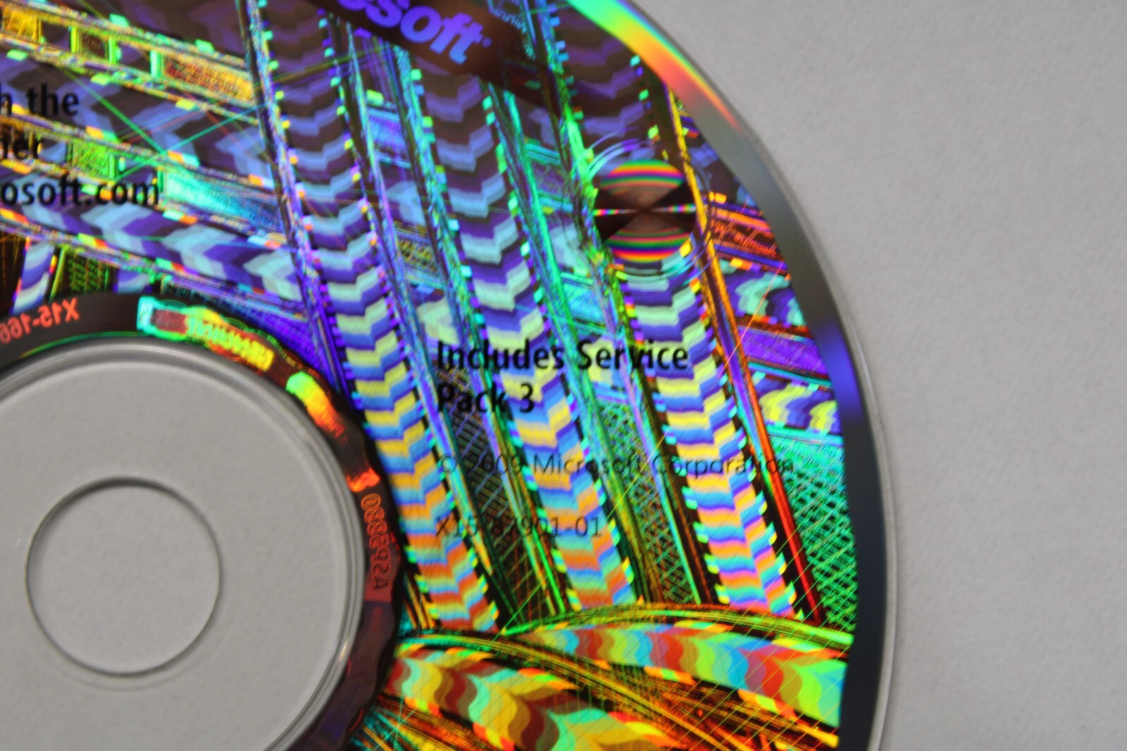 Windows XP Professional – Includes SP3 – For Refurbished PCs ,NO PRODUCT KEY.