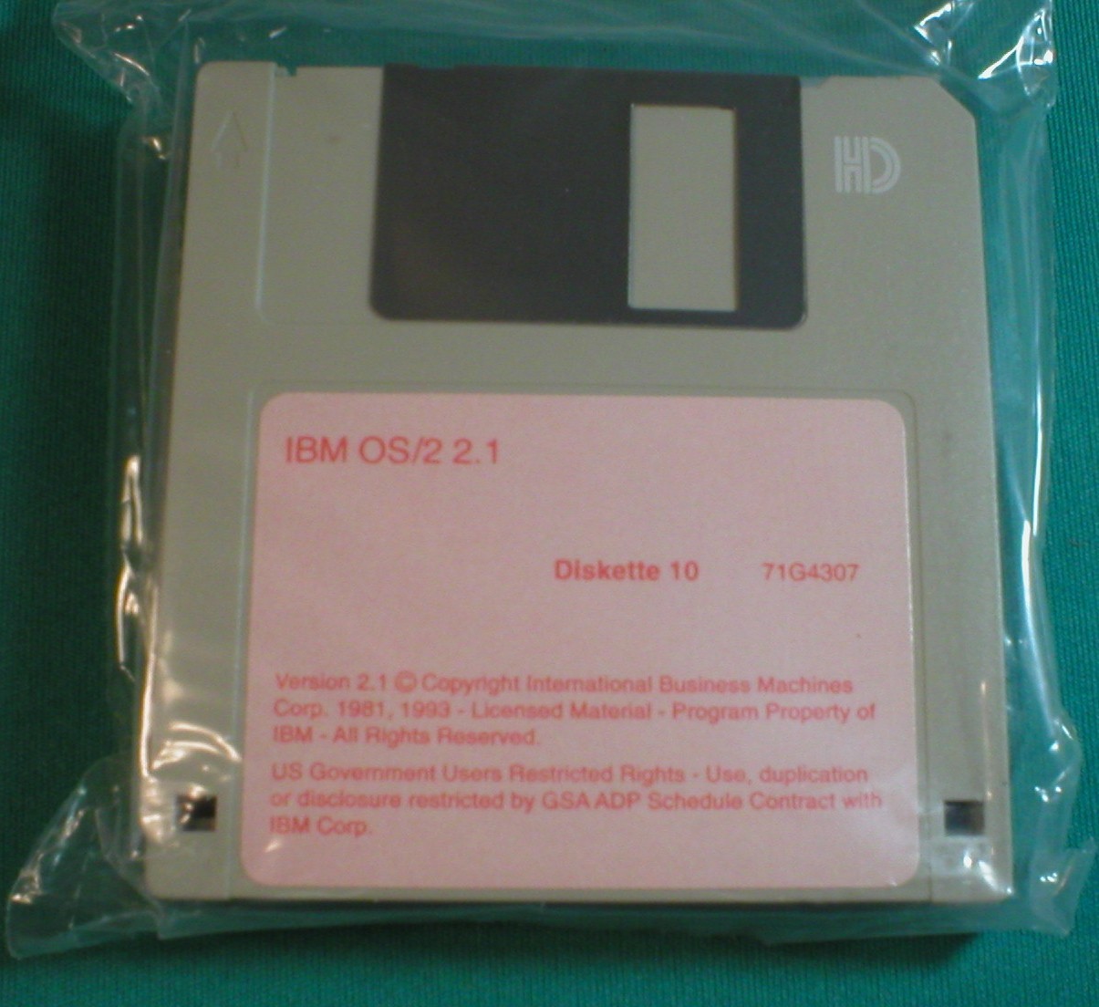 IBM OS/2 Version 2.1 –3.5” Floppy Disks–Open Box–Disks Still Sealed +2 OS/2 Mags