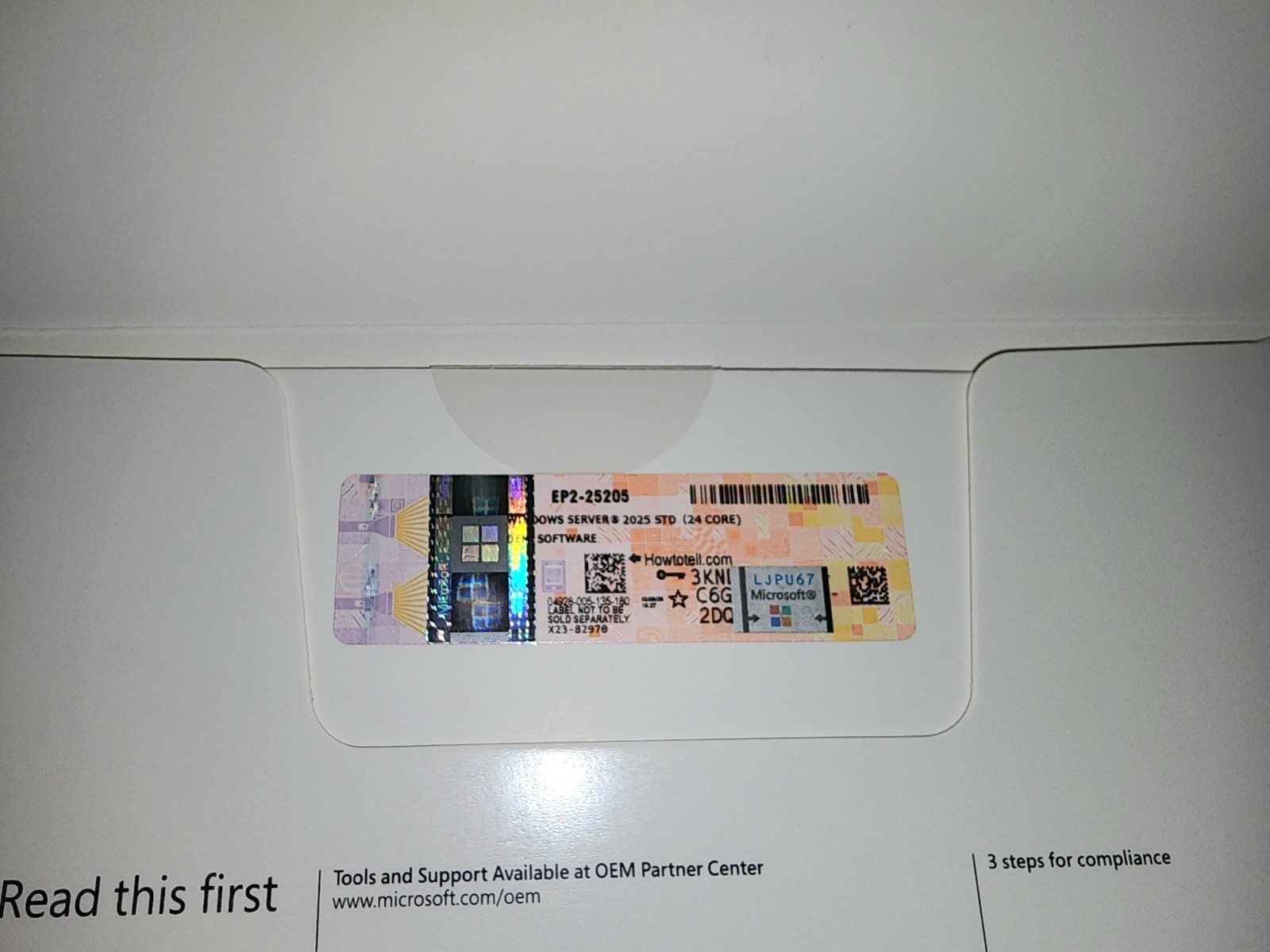 Microsoft Windows Server 2025 Standard Edition – 24 Core License – OEM Kit