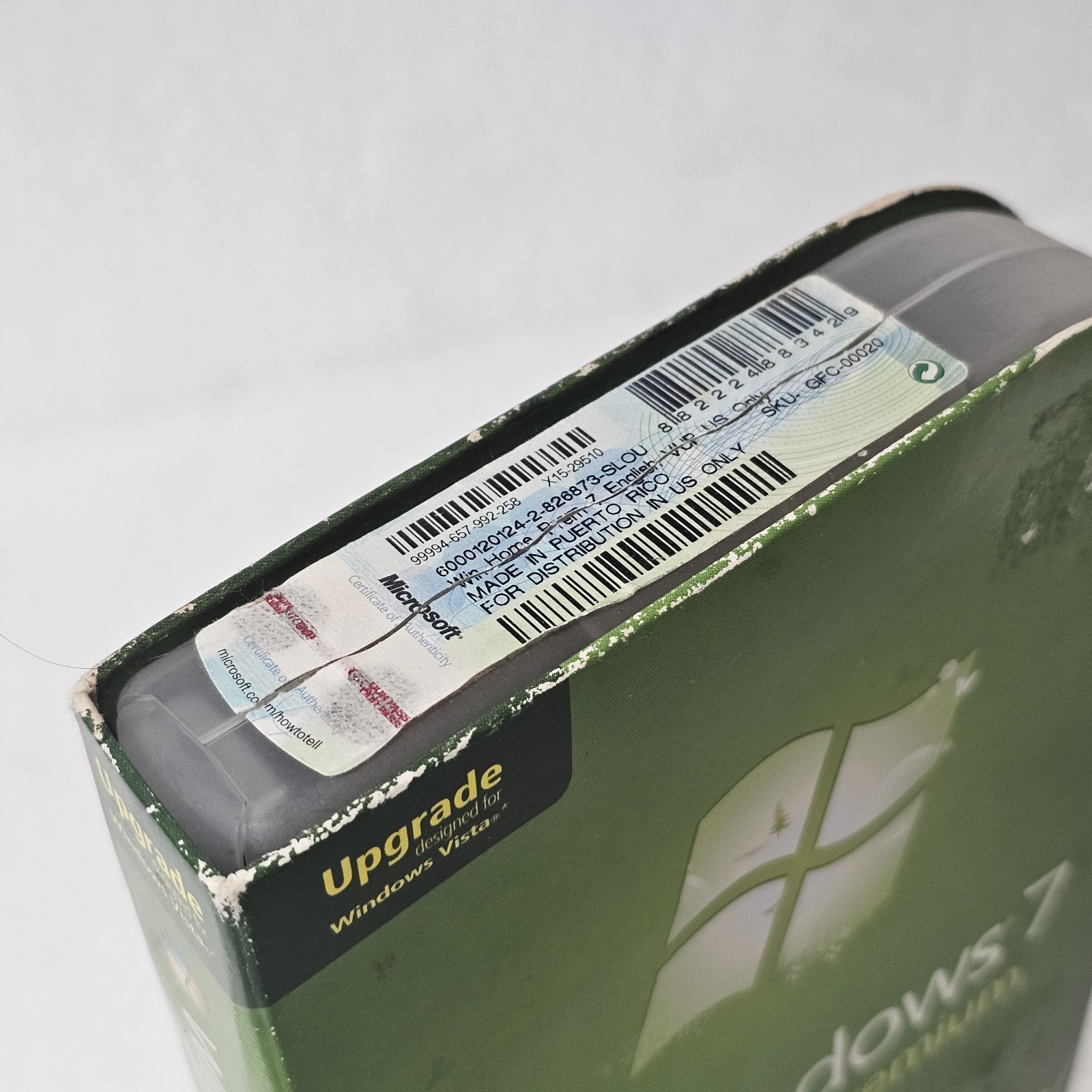 2 CDs Microsoft Windows 7 Home Premium Vista Upgrade 32 & 64 Bit + Product Key