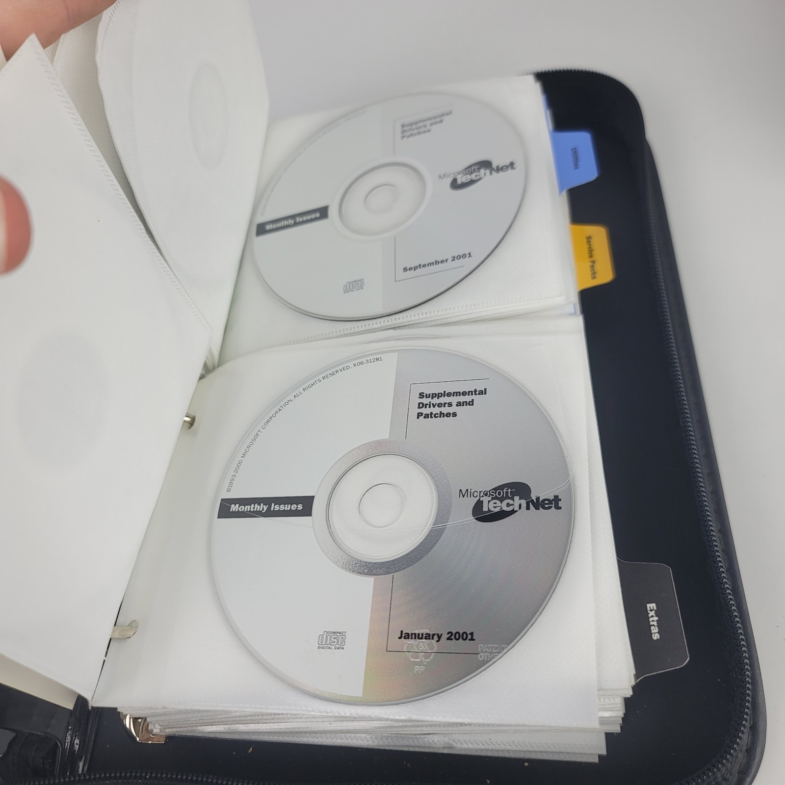 Vtg Microsoft Tech Net Plus Monthly CD Subscription 1999 2001 Discs Drivers