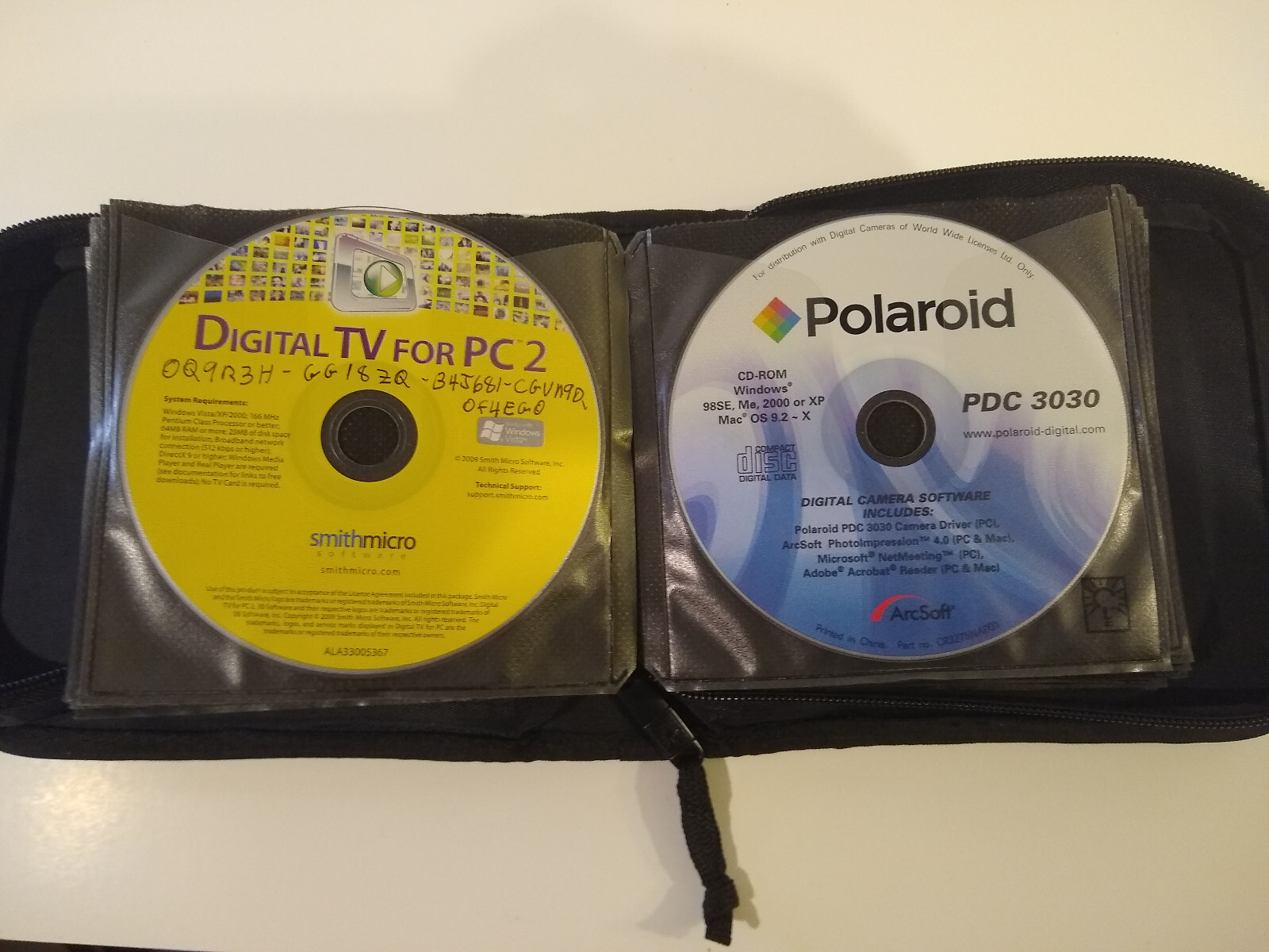 Lot of Vintage Software Windows XP Professional, Reinstallation, Word Perfect,