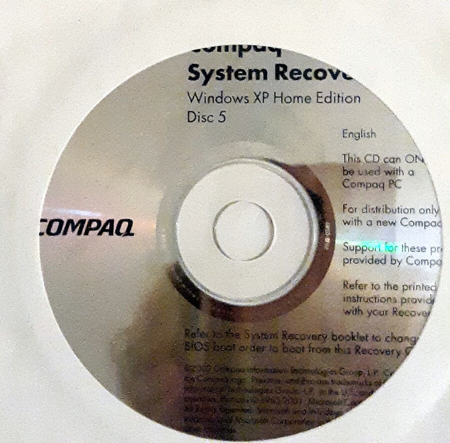 5 Disc Compaq System Recovery Windows XP & Microsoft Works 6.0-Money 2002 Stand