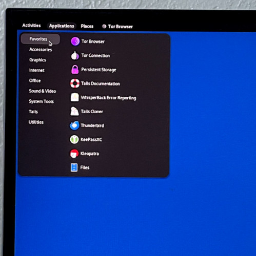 TAILS 6.11 – Anonymous Bootable USB for Windows, Mac, Linux and Free 32 GB USB