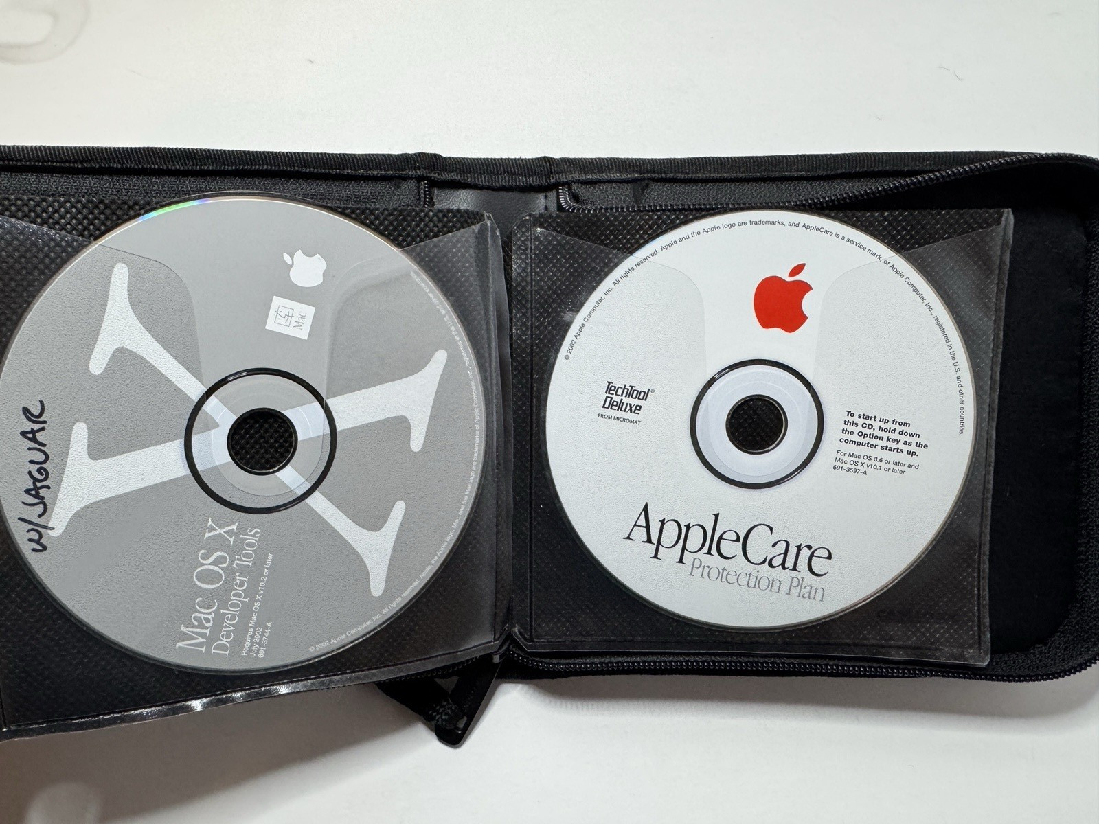 Case of 20 Apple Install Disks For Various Apps & Programs (Mac OS X v10.2, G4)