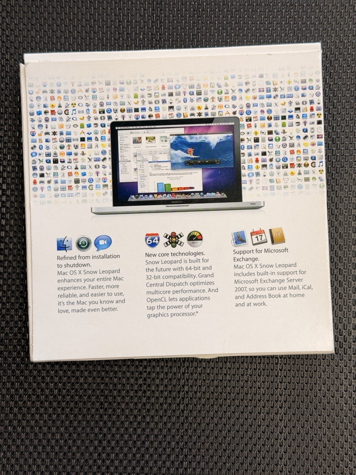 Apple Mac OS X Snow Leopard 10.6 Family Pack MC2242Z/A 5-User Install Disc