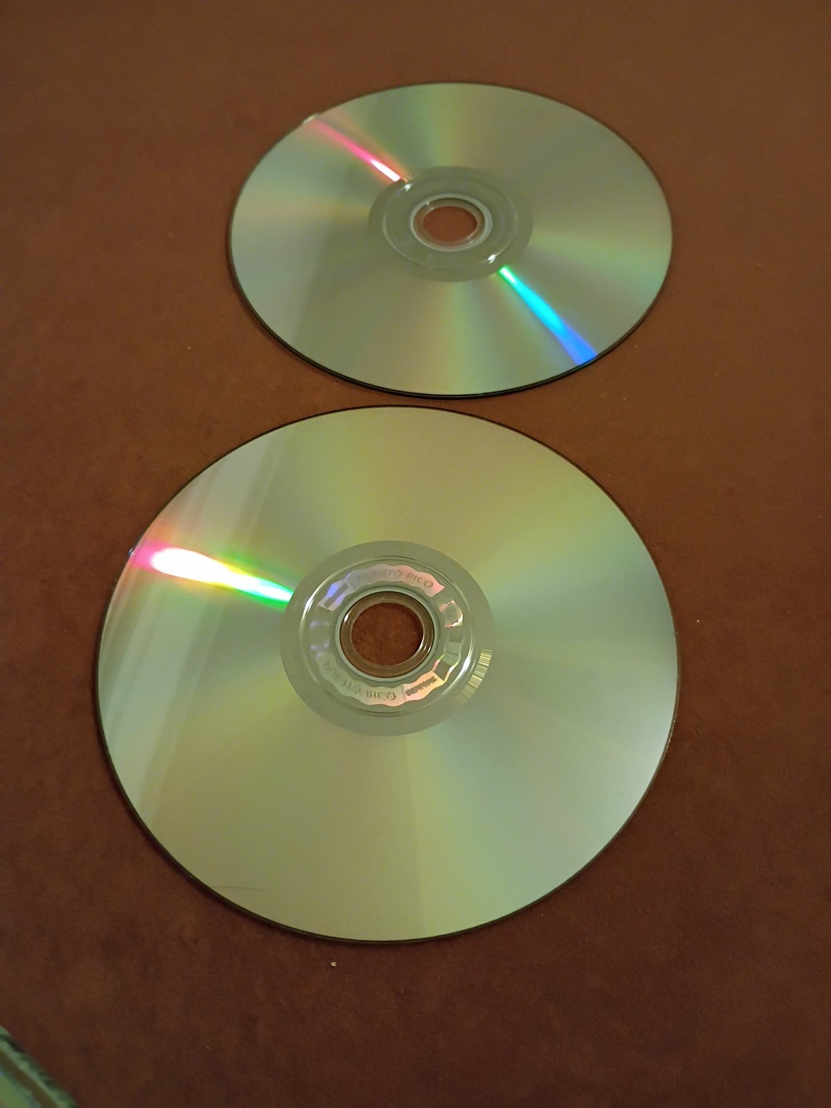 Microsoft Windows 7 Ultimate 32 & 64 Bit DVDs Genuine MS WIN Full Retail Box Key