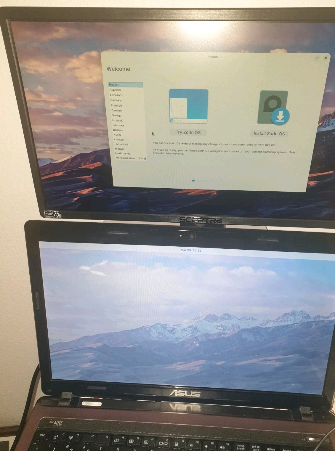 Linux Zorin OS 18 Core, 64-bit, Bootable Live and Install USB Flash Drive