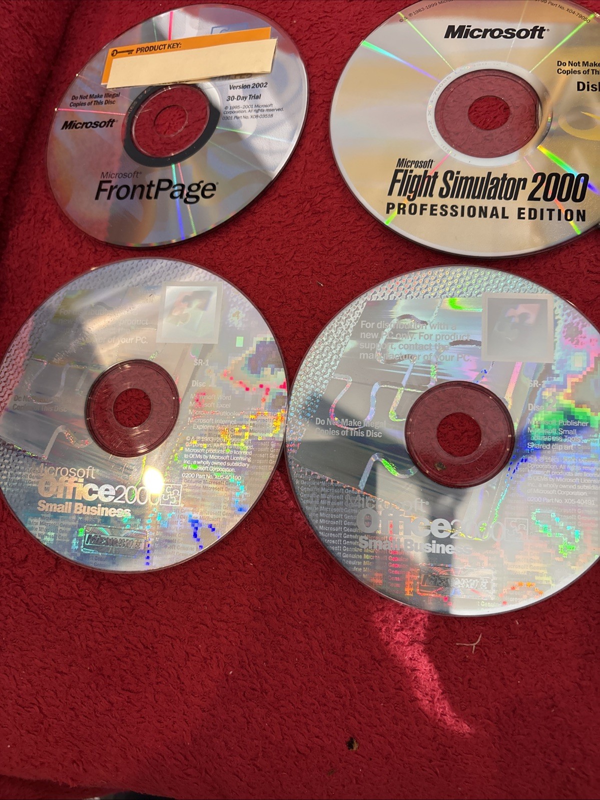 Lot Of 20 Vintage Microsoft Software CDs Office Flight Simulator Works XP Trips