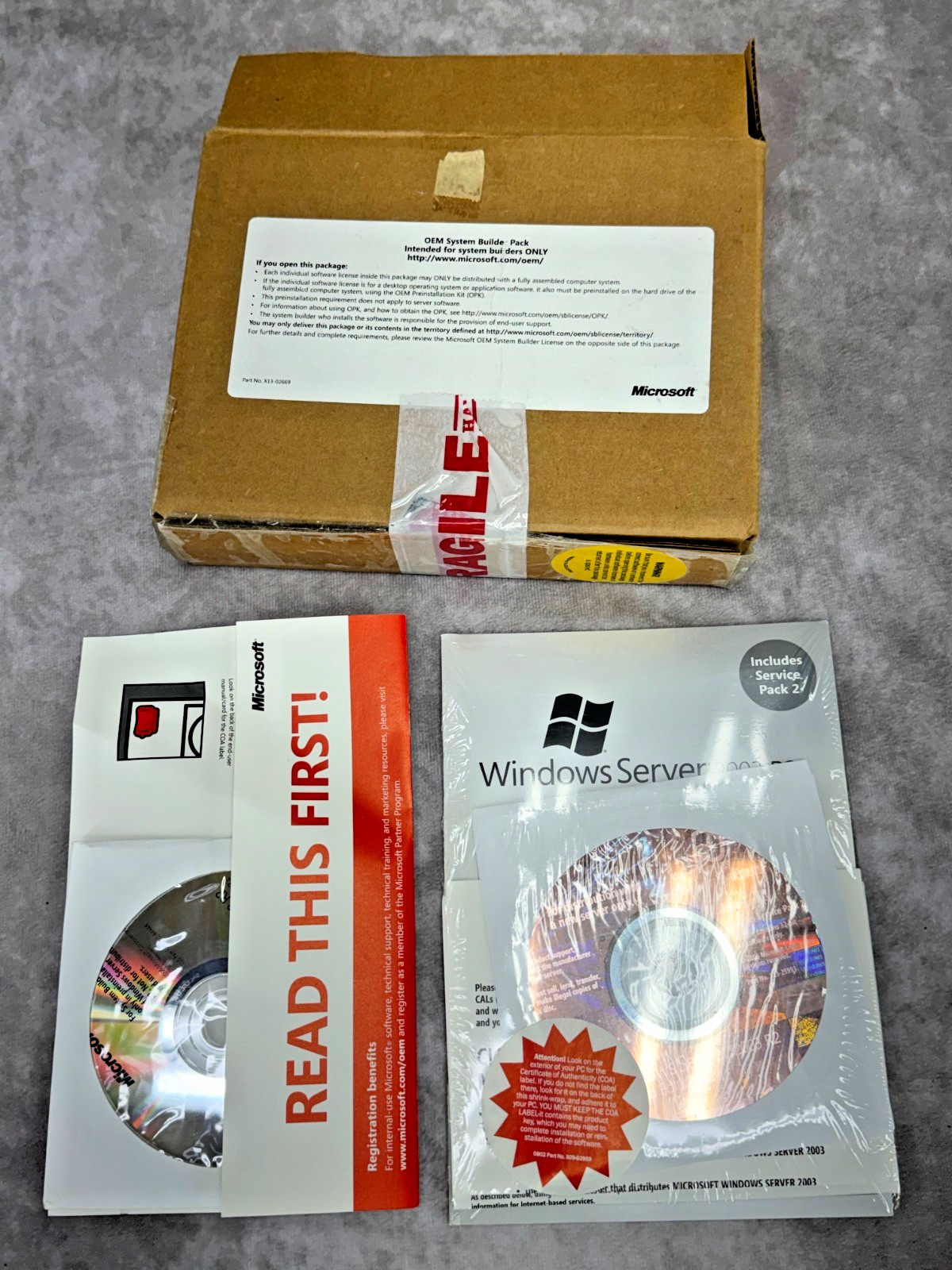 Microsoft Windows Server 2003 R2 Standard OEM 1-4 CPU 5 CAL SP2 Sealed COA Kit