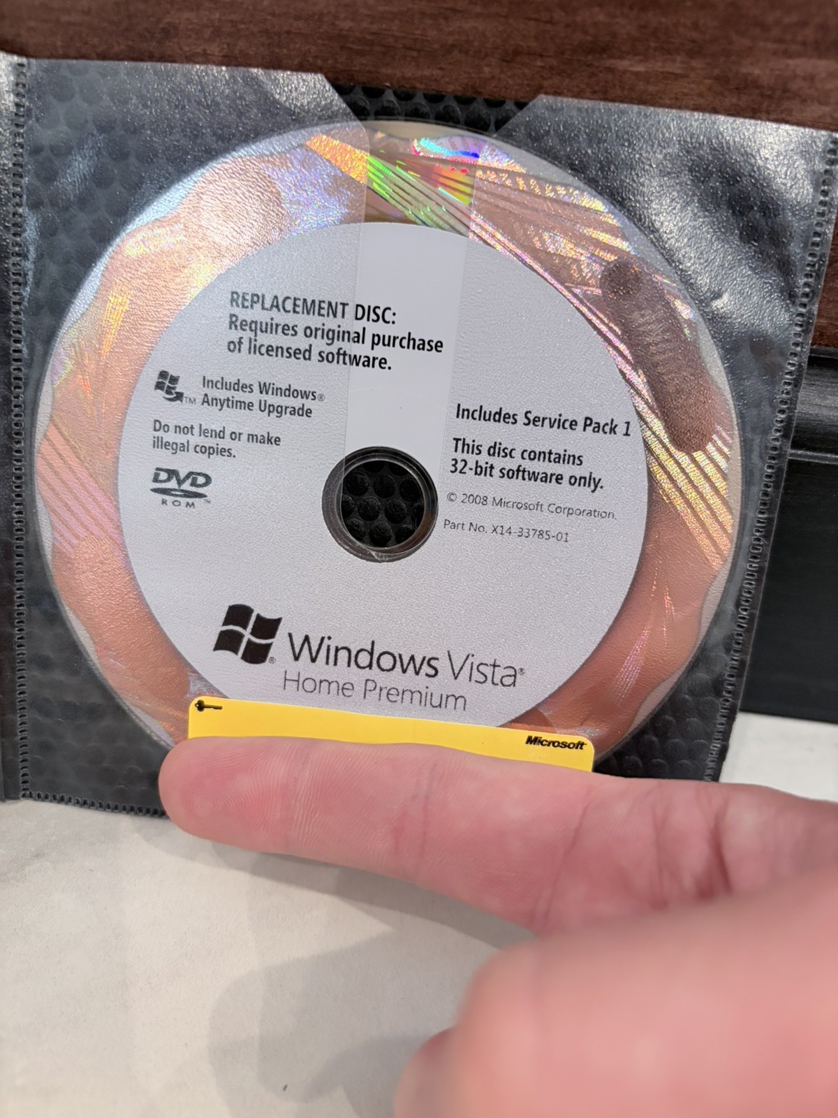 Microsoft Windows Vista Home Premium Installation DVD w/ Genuine Product Key COA