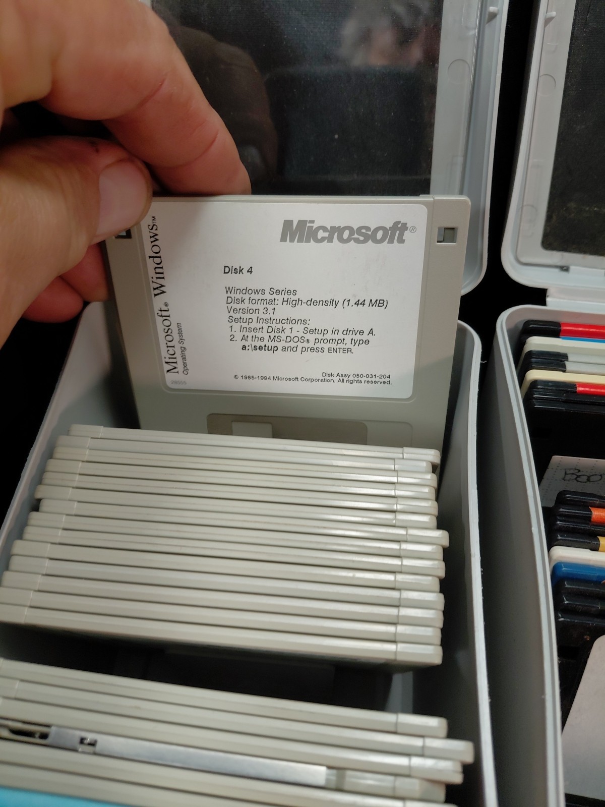 Lot Of 88 – 3.5” Floppy Disc’s. Excel ,Access ,powerpoint,……. Games And Misc