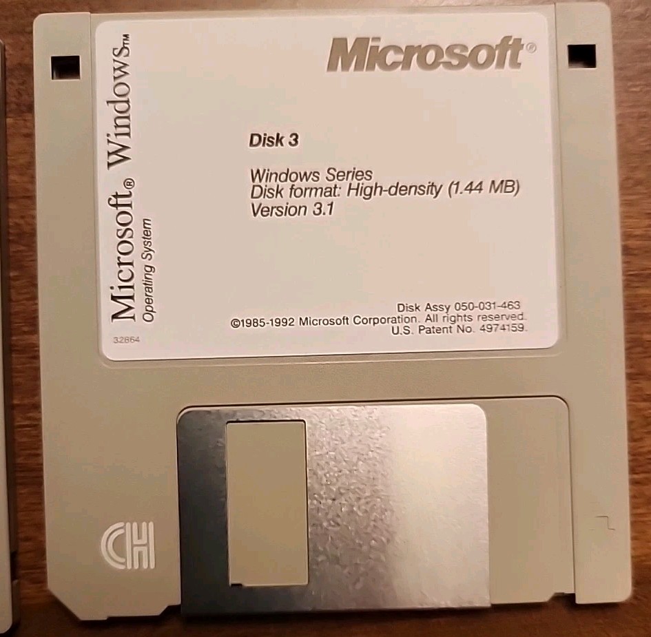 Microsoft Windows 3.1 Upgrade Edition For Windows 3.0 Vintage 80s-90s 3.5″ Disks
