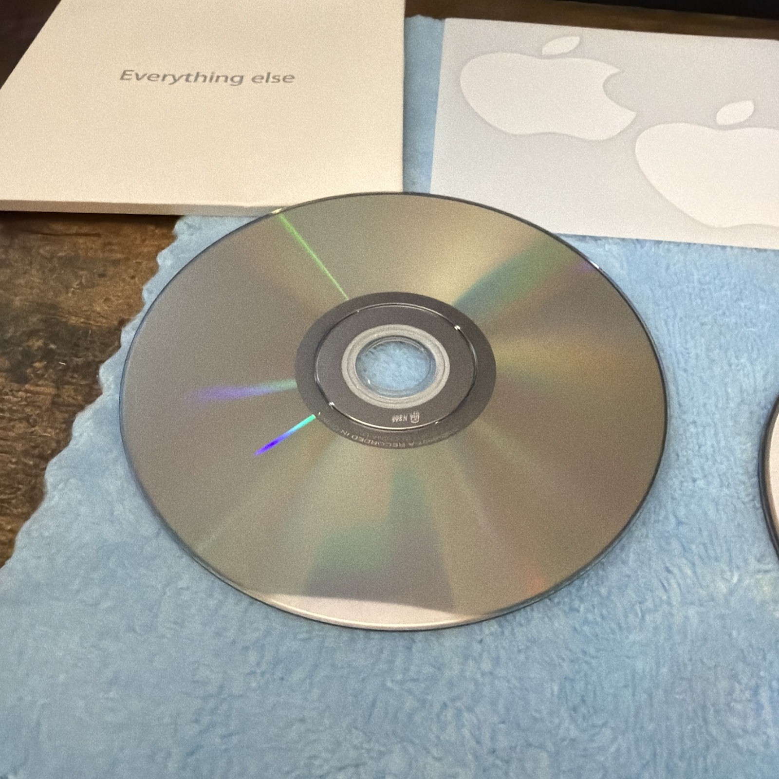 Apple 13-inch MacBook Pro Mac OS X 10.5.7 Install & Applications OEM DVD