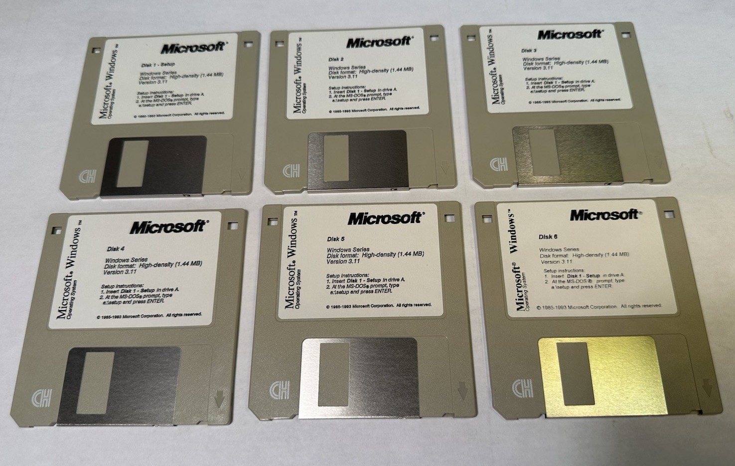Microsoft Windows Operating System 3.5″ 1.44MB Floppy 6 Disks Install Setup 1993