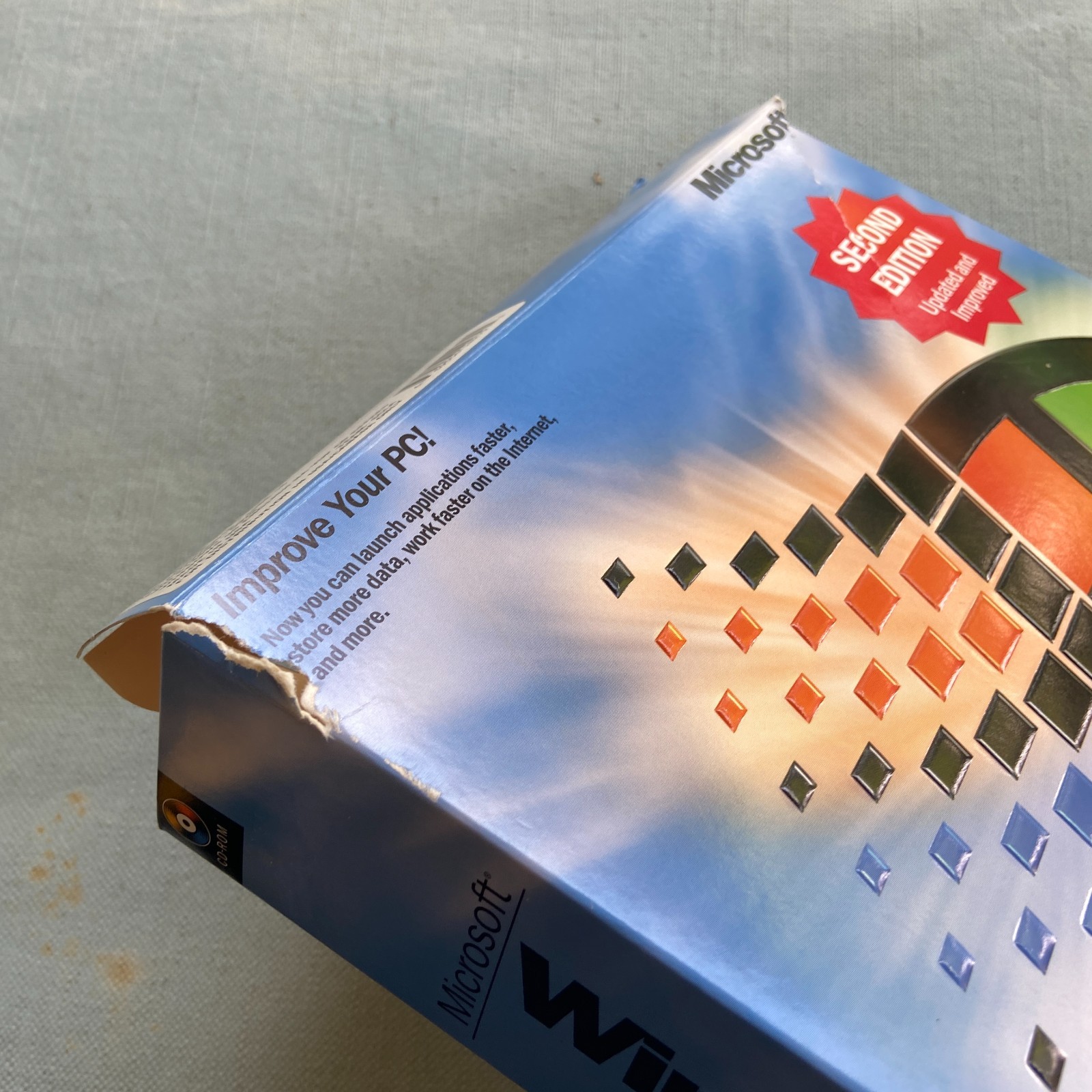Microsoft Windows 98 Second Edition SE Upgrade Original Sleeve Box Art Book Key