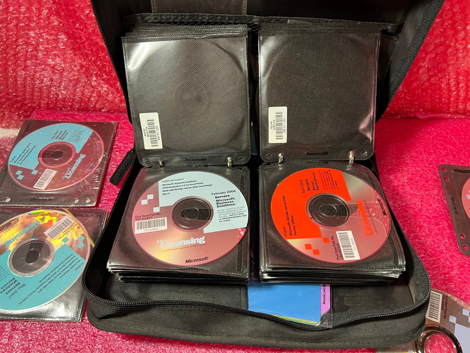 LOT Disks Server License Microsoft / APPLICATIONS 2004 2007 MIX AS-IS