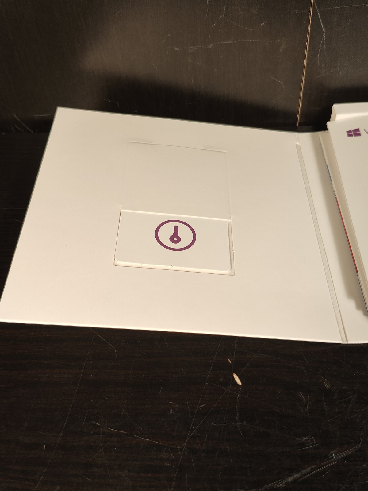 Microsoft Windows 8.1 Full Version 32/64-Bit English DVD. Used, Key Included.