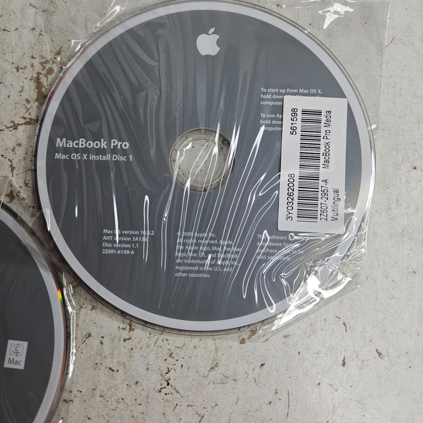 MacBook Pro Mac OS X Install Disc 1 & 2 Version 10.5 2007 OEM