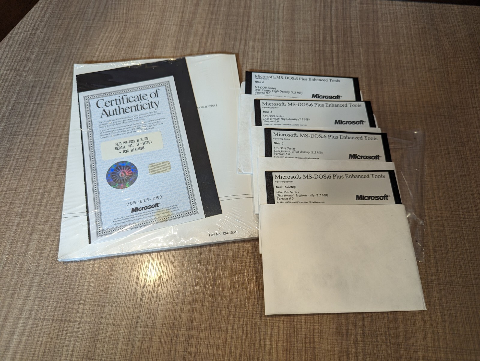 Microsoft MS-DOS 6 Plus Enhanced Tools and Double Space 4 x 5.25″ Floppy Version