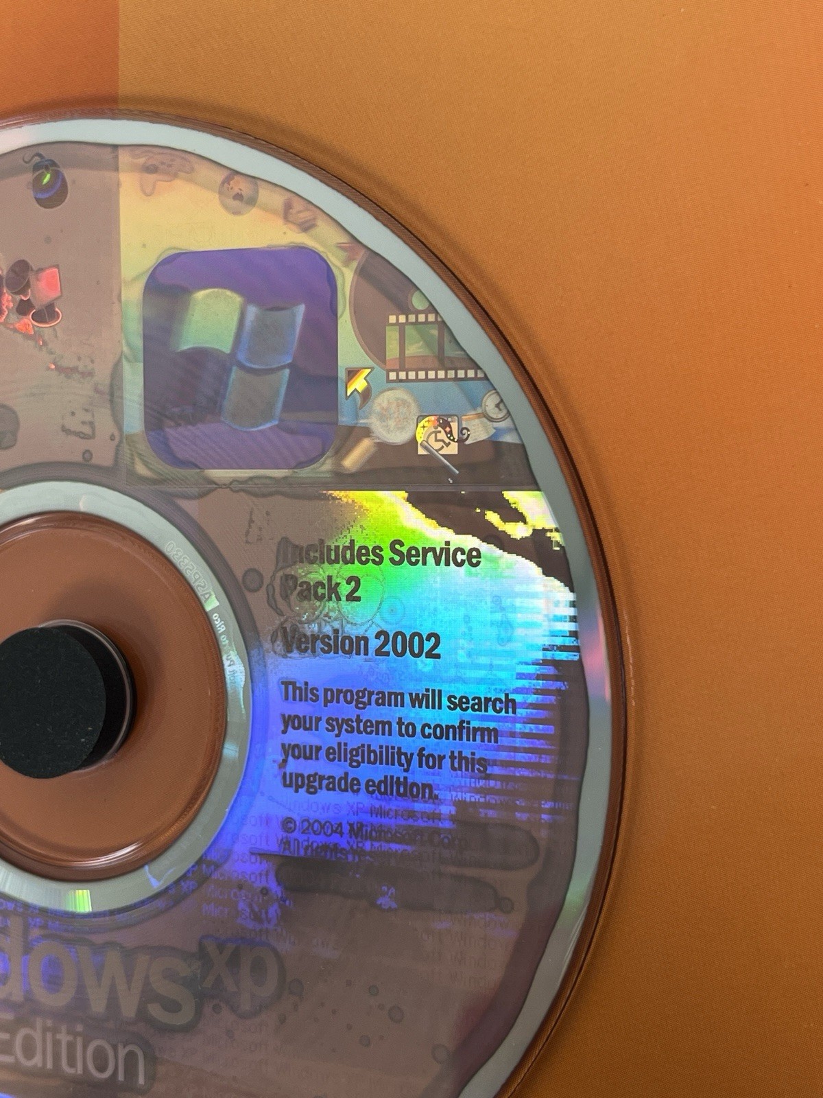 Windows XP Home Edition Upgrade w/ SP2, Complete w/o Box Microsoft 2002