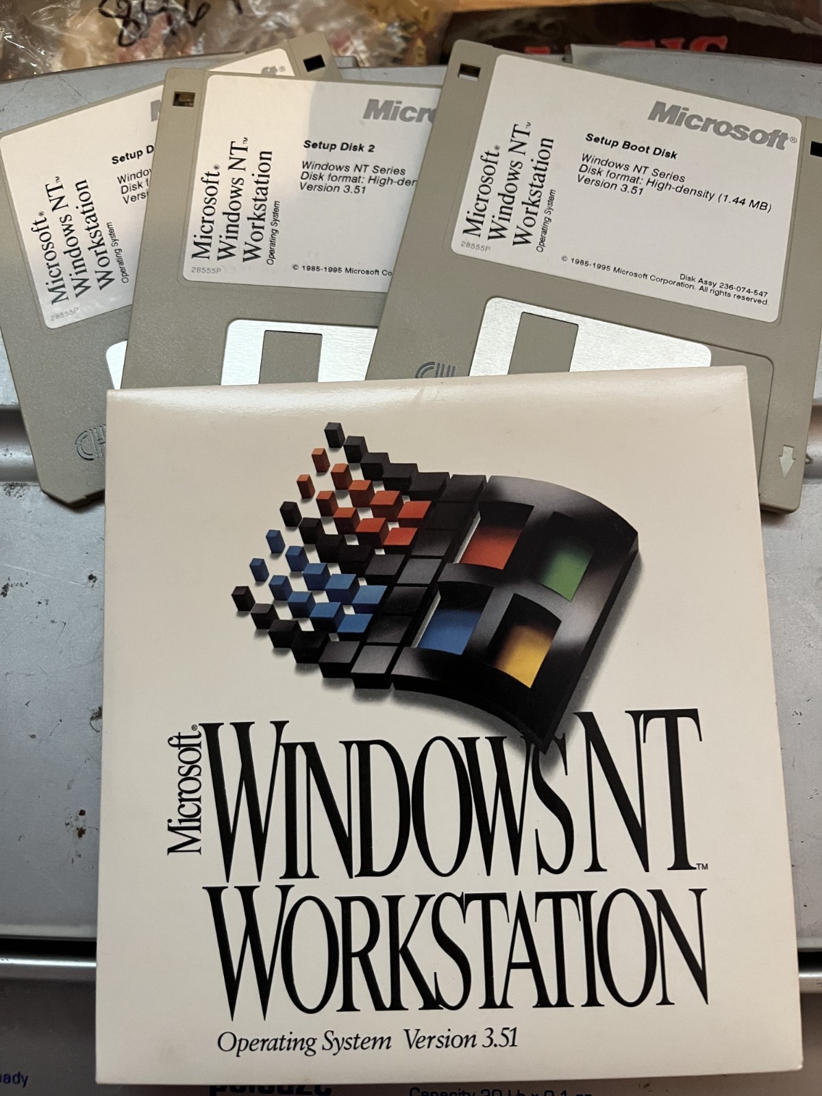 Microsoft Windows NT 3.51 Workstation Upgrade Edition CD and 3 Floppies