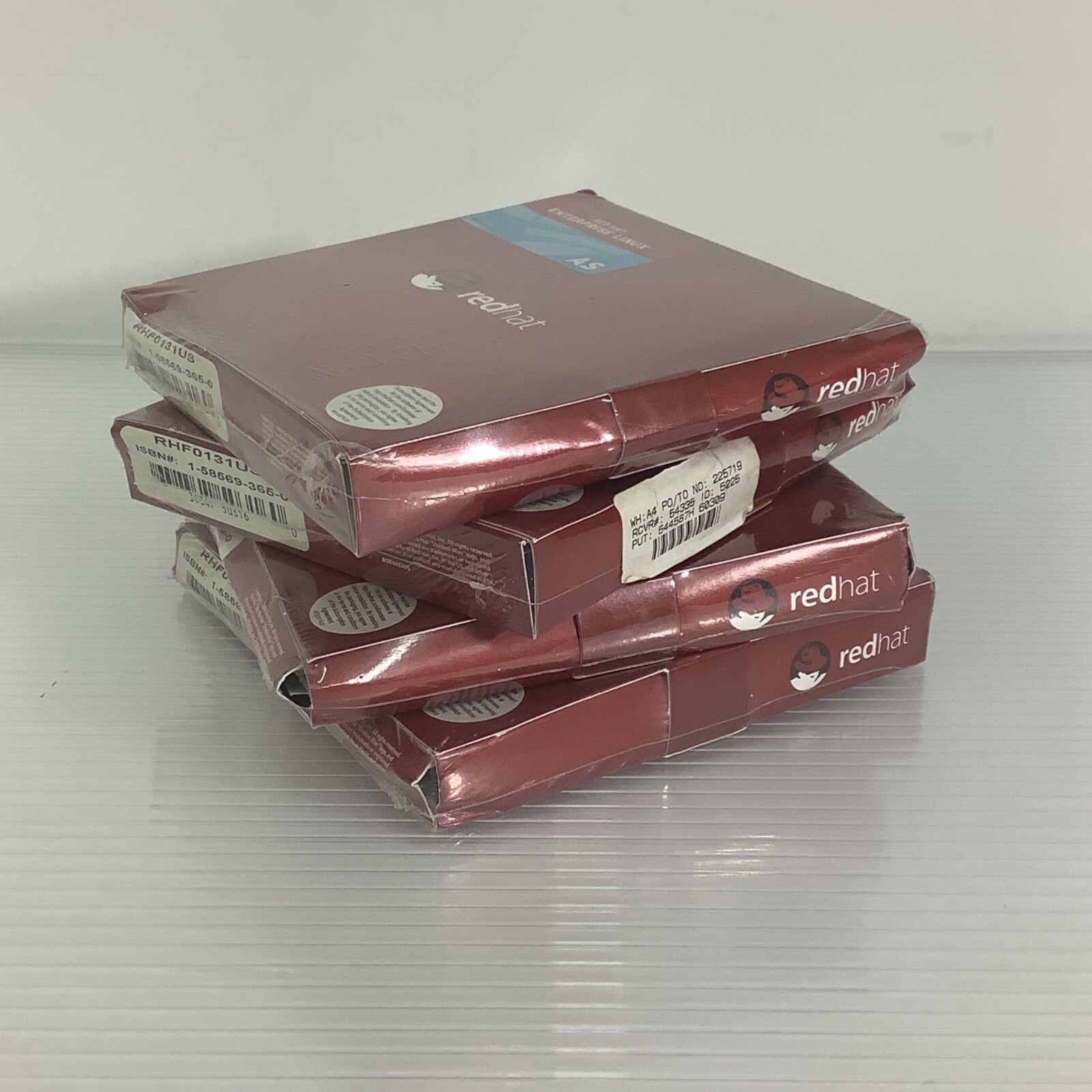 Red Hat Enterprise AS Linux Distro V.3 2004 N1222-C0 (Lot Of 4)
